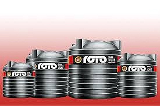 Commercial plastic water storage tanks for businesses